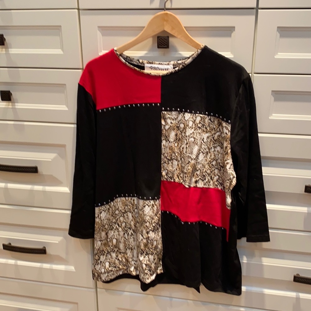 NEW - back closure Top (assisted dressing)​